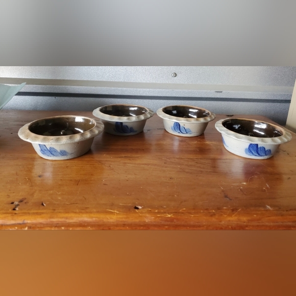 Rowe Pottery Works Other - *SOLD* Beautiful! Set Of 4 Vintage Rowe Pottery Works Apple Bakers 🍎